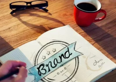 Estrategia de branding: 7 elementos esenciales para crear una marca sólida